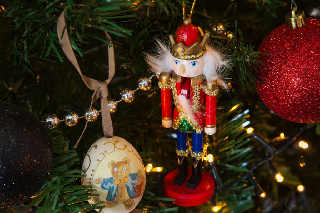 entdecken sie den traditionellen eierbaum, ein dekoratives symbol für ostern in deutschland, das mit bunten eiern geschmückt ist und freude in jeden frühling bringt.