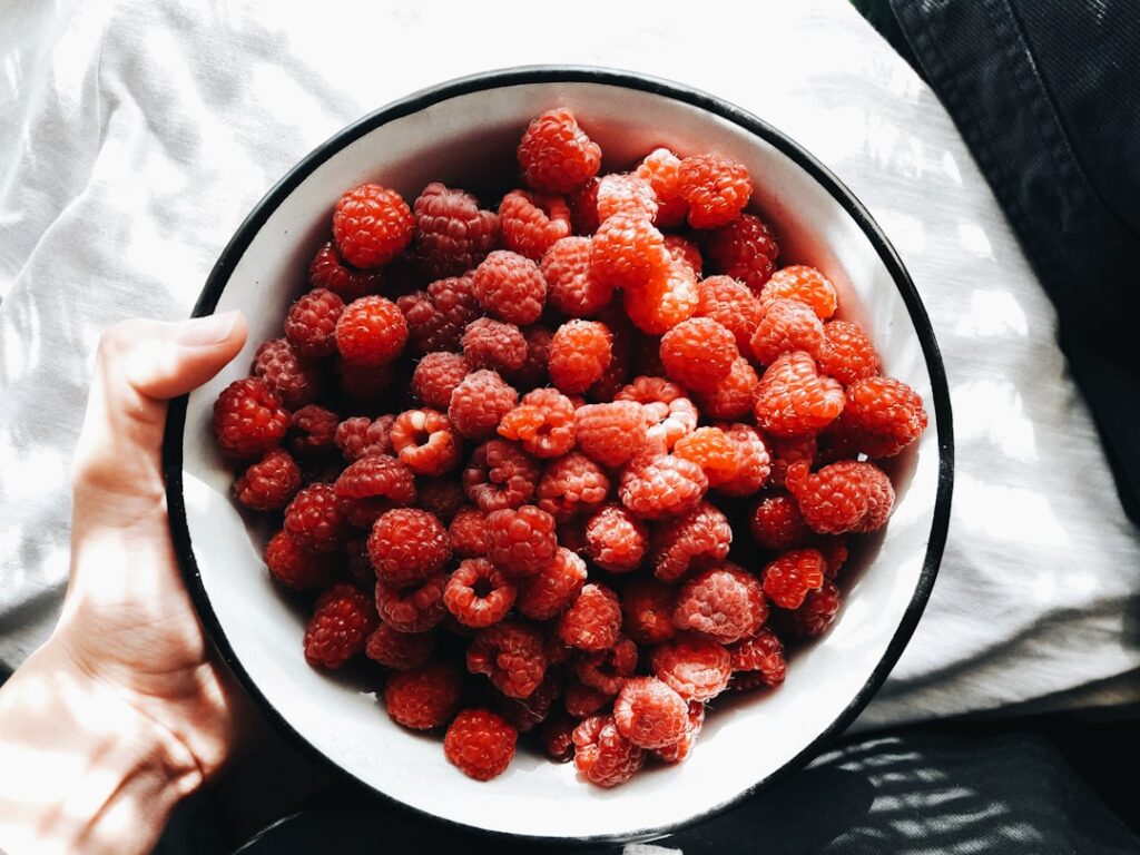 entdecken sie die gesundheitlichen vorteile von himbeeren, reich an antioxidantien, vitaminen und ballaststoffen für ein starkes immunsystem und verbesserte verdauung.
