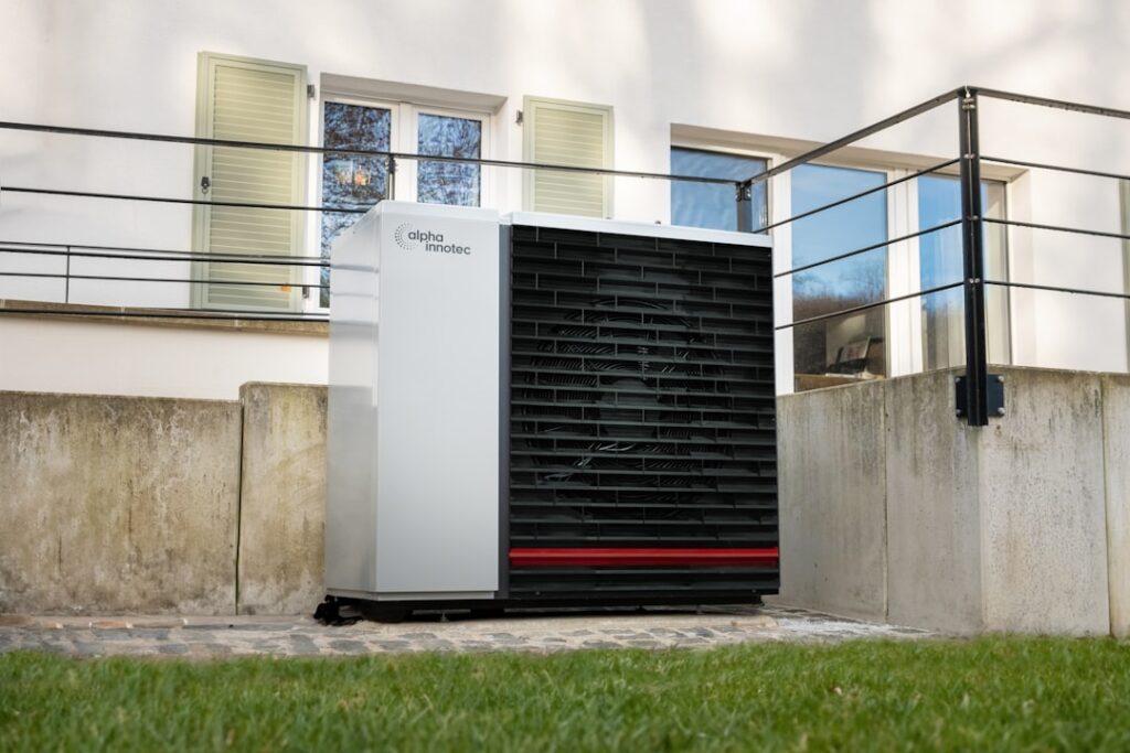entdecken sie effiziente und umweltfreundliche wärmepumpenlösungen für ihr zuhause oder unternehmen. sparen sie energie und reduzieren sie ihre heizkosten mit modernster technologie.